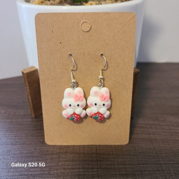 Handcrafted White Bunny w/Strawberry Dangle Drop Earrings NEW Female Easter - Picture 2 of 4